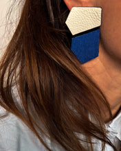 Load image into Gallery viewer, Angl Earrings E193 Blue