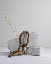 Load image into Gallery viewer, Small Links Leather Chain