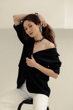 Load image into Gallery viewer, The contemporary design features flexible links that can be molded to create a serene or expressive look, adding a hint of deviance to a classic piece. The luxurious leather-wrapped links make it timeless and forever relevant. Chains symbolize our connections to others, the earth, and ourselves, making this necklace not only fashionable but also meaningful. Get creative with your styling and showcase the attractive closure. Don't miss out on this must-have accessory.