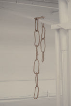 Load image into Gallery viewer, Large Links Leather Chain