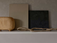 Load image into Gallery viewer, Large Links Leather Chain