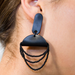 Noir Bead Earrings E154