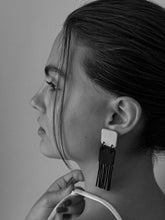 Load image into Gallery viewer, Bead Fringe Earrings E197