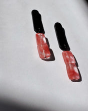 Load image into Gallery viewer, Cherry Quartz Drop Earrings E202
