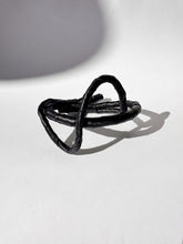 Load image into Gallery viewer, BEND Sculptural Choker C020 Black