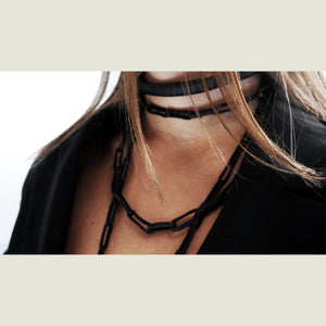 Choker With Leather Chain C011